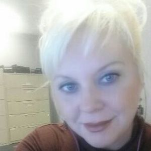 Meet your Posher, Beth